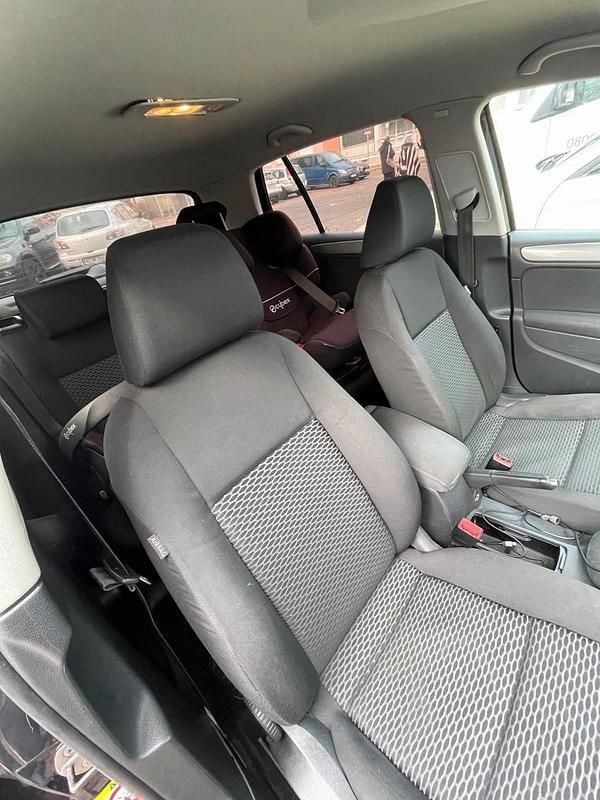Gebraucht VW Golf VI 80 PS (58 kW) 2009 Schwarz Kleinwagen