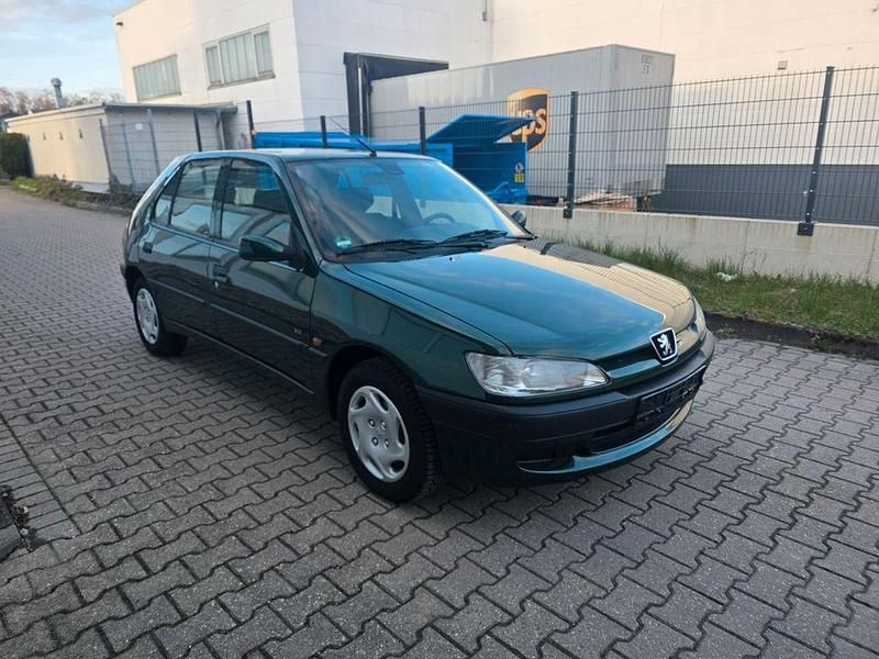 Gebraucht Peugeot 306 101 PS (74 kW) 1998 Grün Limousine