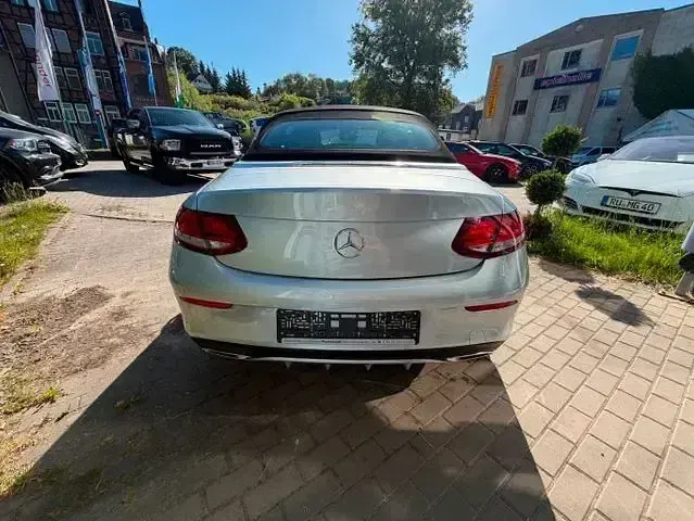 Gebraucht Mercedes C200 AMG line 184 PS (135 kW) 2017 Silber Cabrio