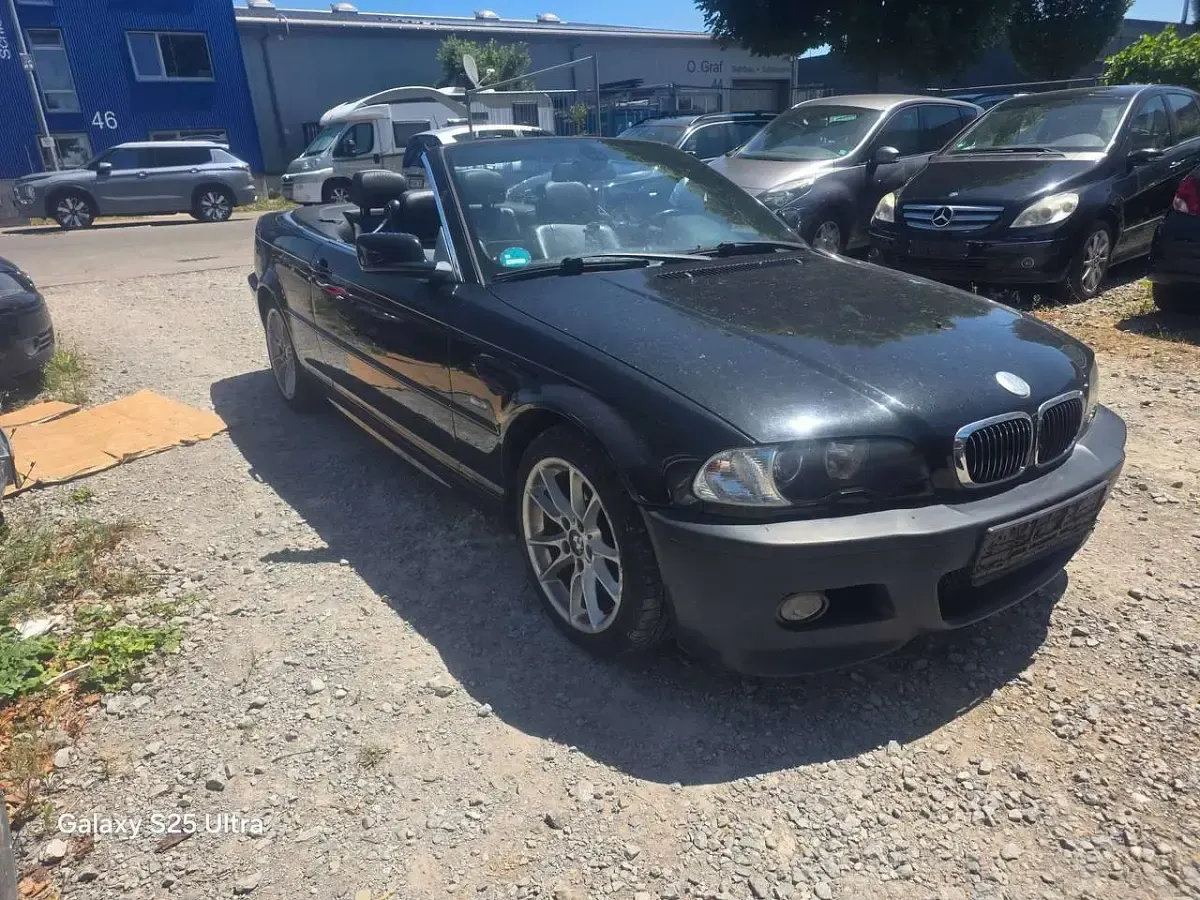 Gebraucht BMW 320 Cabriolet 170 PS (125 kW) 2002 Schwarz Cabrio