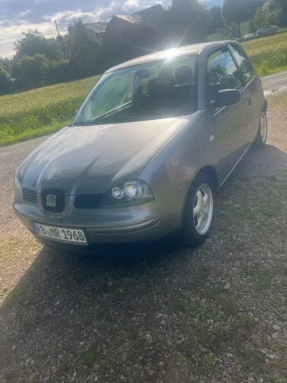 Gebraucht Seat Arosa Prima 50 PS (36 kW) 2004 Grau Kleinwagen