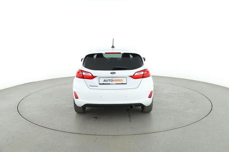 Gebraucht Ford Fiesta Cool & Connect 75 PS (55 kW) 2021 Weiß Kleinwagen