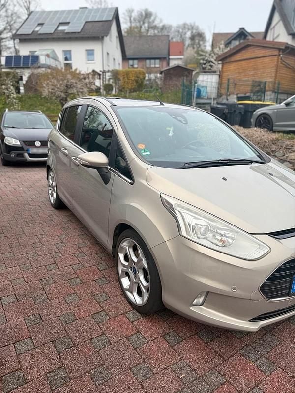 Gebraucht Ford B-MAX Titanium 95 PS (69 kW) 2012 Andere farben Van / Kleinbus