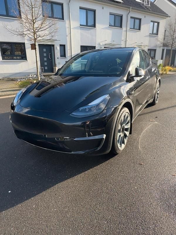 Gebraucht Tesla Model Y 219 kW (299 PS) 2023 Schwarz SUV