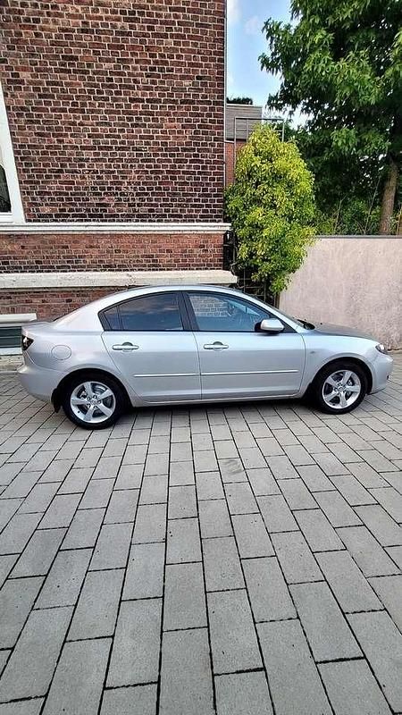 Gebraucht 2006 Mazda 3 Active Limousine | 2.000 € (Teuer) - Bild 1/4