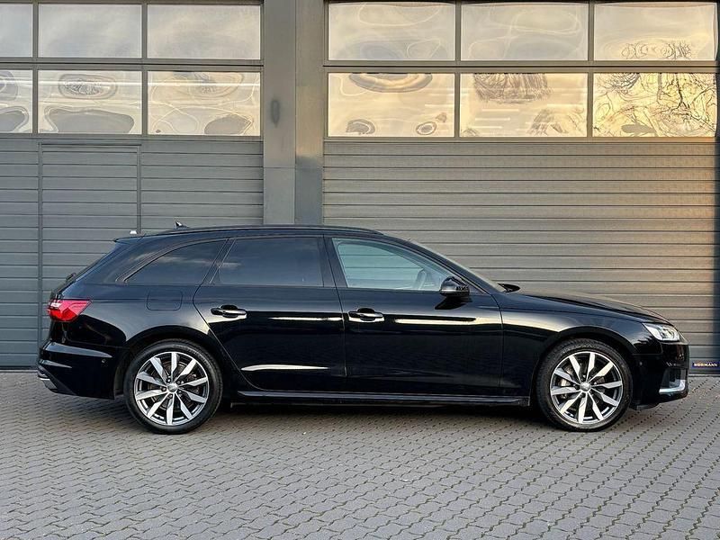 Gebraucht Audi A4 Sport 190 PS (139 kW) 2020 Schwarz Limousine
