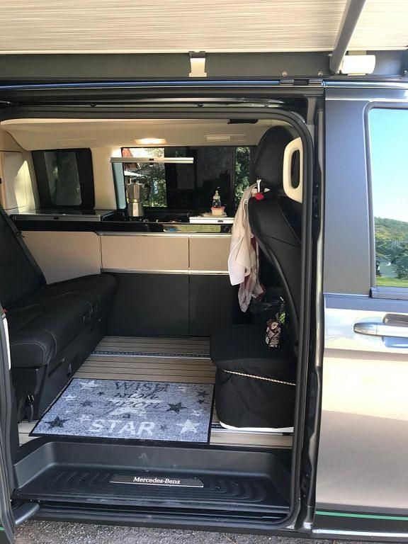 Gebraucht Mercedes 300 237 PS (174 kW) 2021 Grau Van / Kleinbus