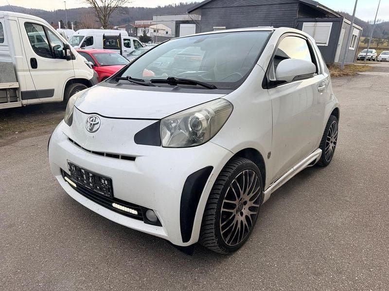 Gebraucht Toyota iQ 90 PS (66 kW) 2009 Weiß Kleinwagen