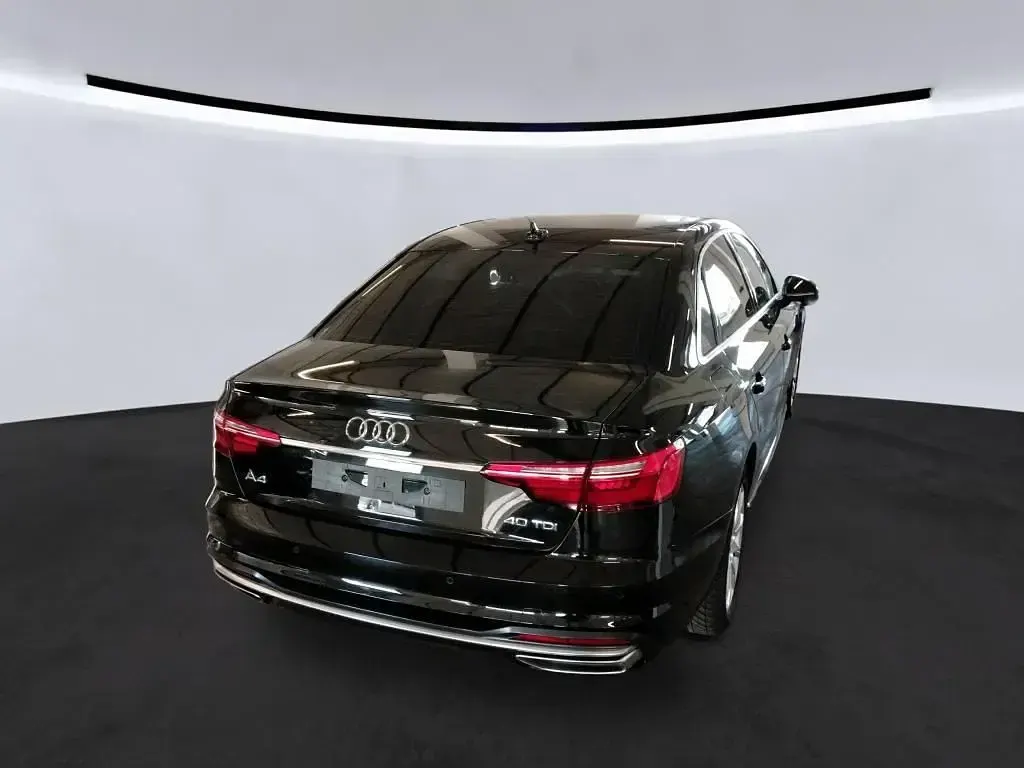 Gebraucht Audi A4 Sport 204 PS (150 kW) 2023 Schwarz Limousine