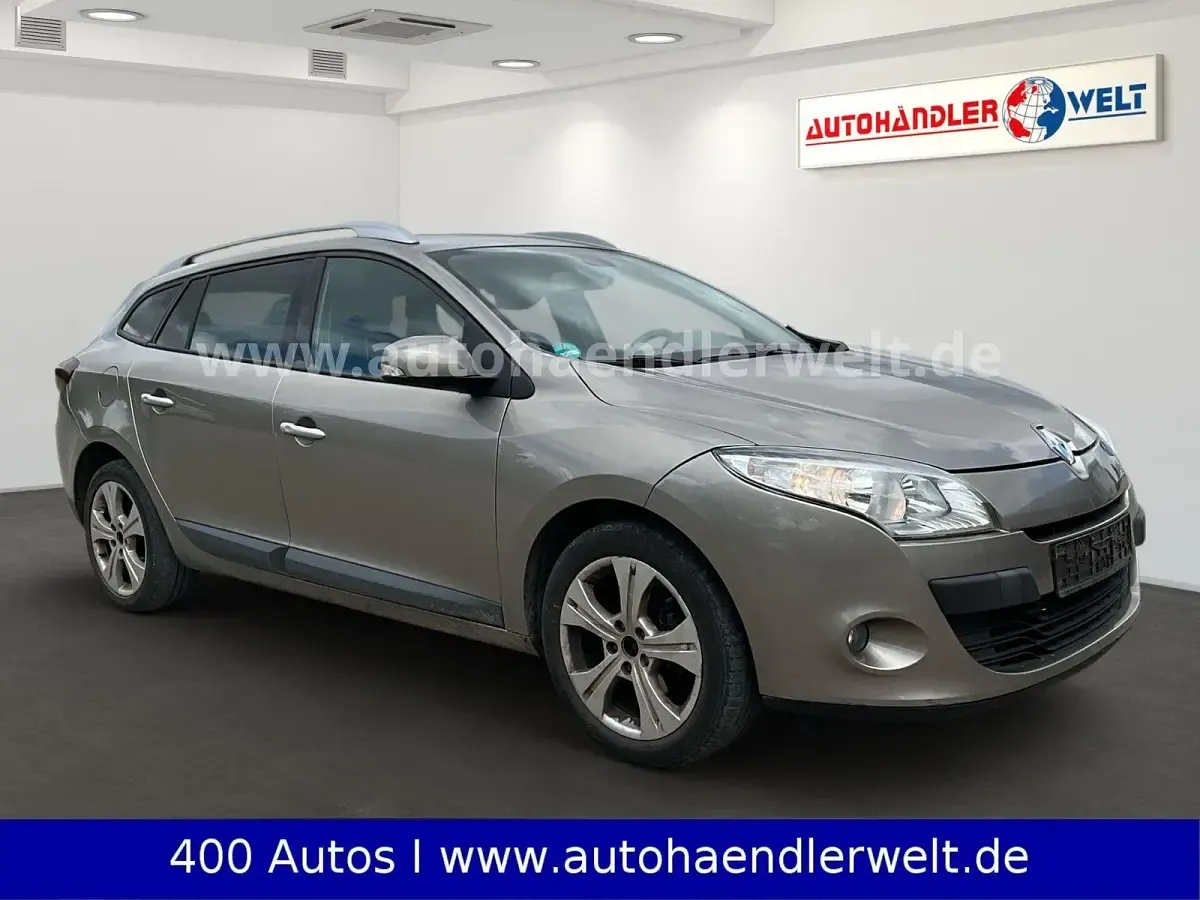 Gebraucht Renault Mégane GrandTour Dynamique 110 PS (80 kW) 2011 Beige Kombi
