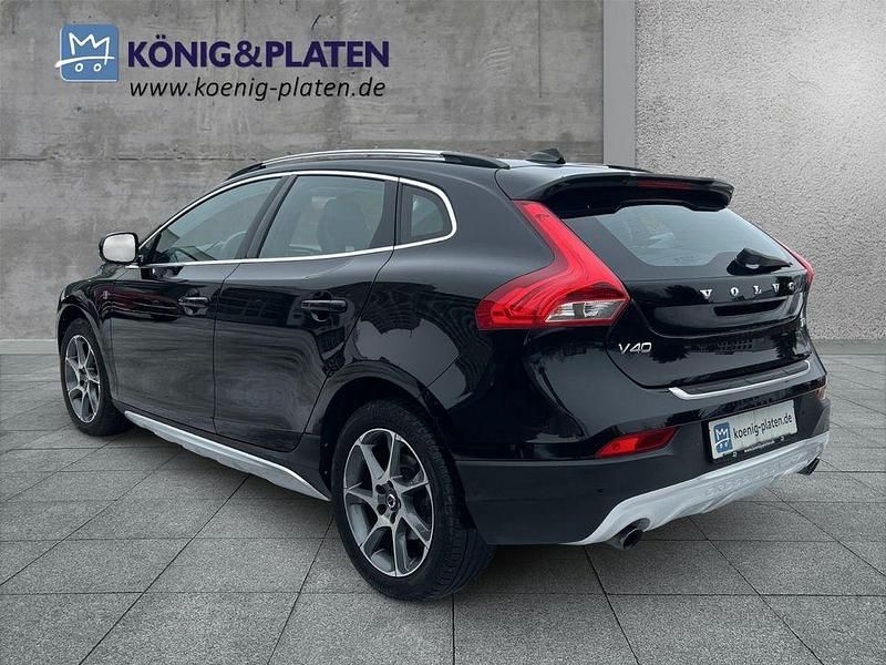 Gebraucht Volvo V40 CC Ocean Race 152 PS (111 kW) 2016 Schwarz Kombi