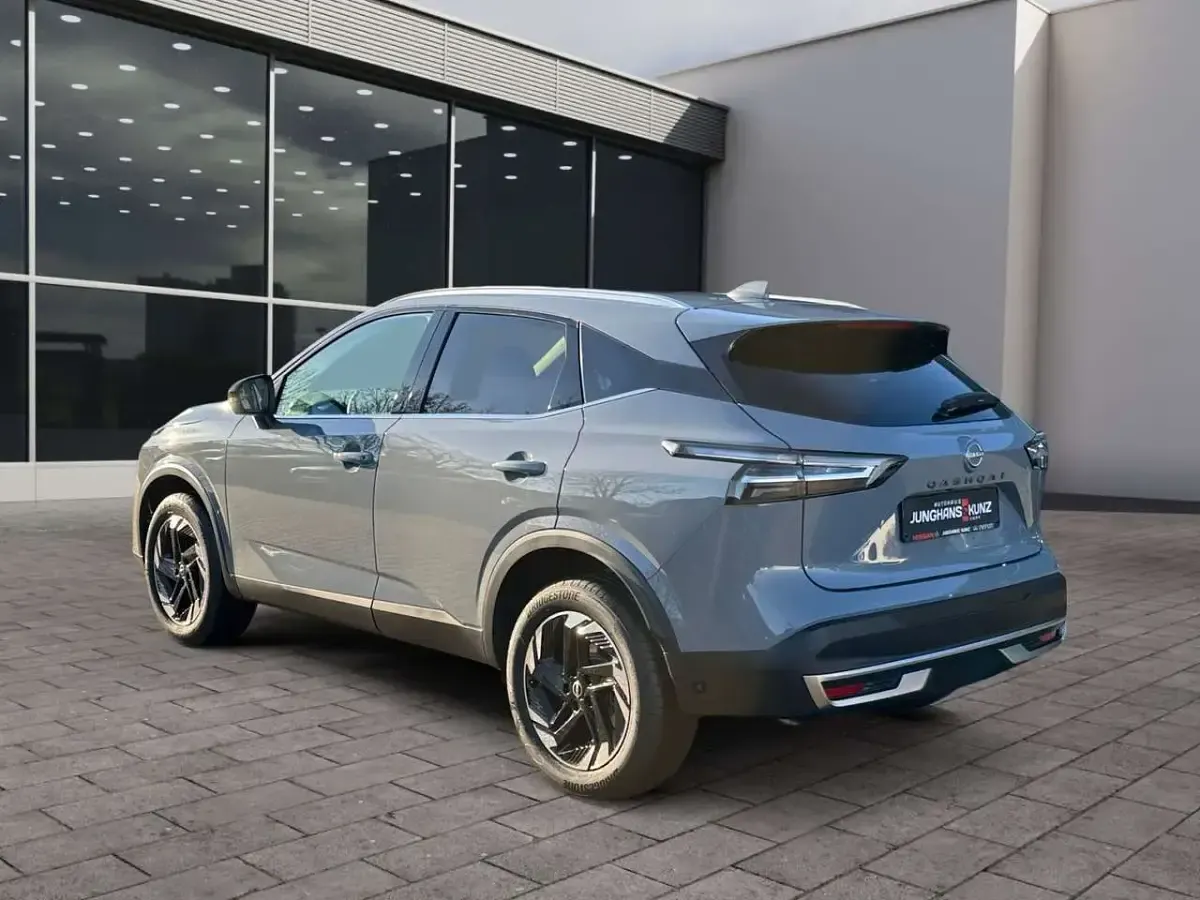 Neu Nissan Qashqai 158 PS (116 kW) 2026 Ceramic grey (kbyg) SUV