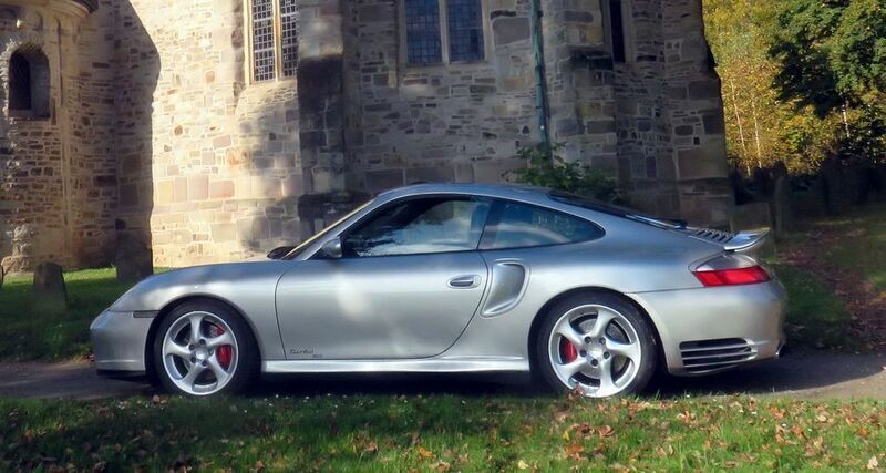 Silber Gebraucht 2002 Porsche 996 Turbo Coupé | 76.400 € (Fairer Preis) - Bild 1/4