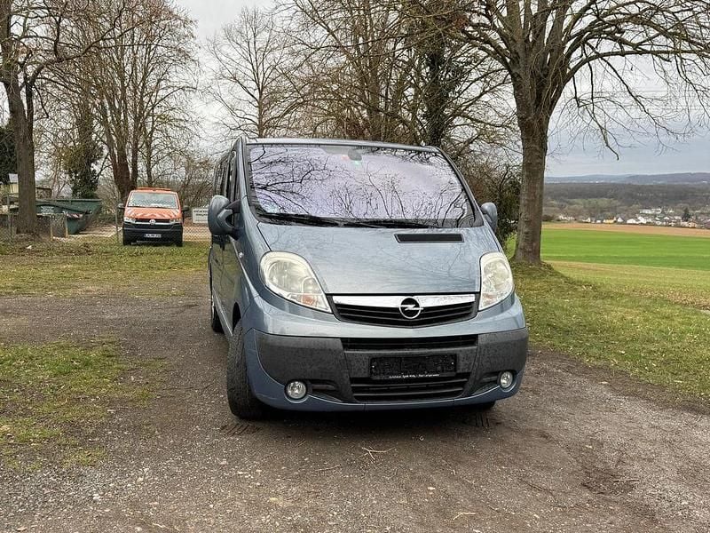 Gebraucht Opel Vivaro Cosmo 145 PS (106 kW) 2008 Grau Van / Kleinbus