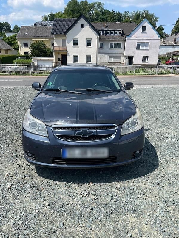 Grau Gebraucht 2006 Chevrolet Epica Limousine | 650 € - Bild 1/4