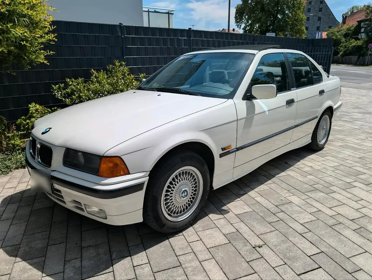 Gebraucht BMW 316 99 PS (72 kW) 1994 Weiß Cabrio