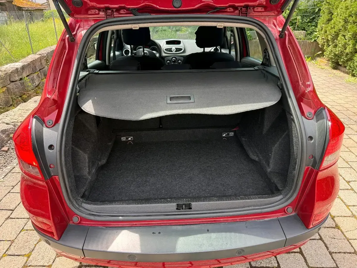 Gebraucht Renault Clio 101 PS (74 kW) 2008 Rot Kombi