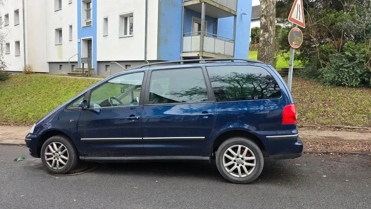 Gebraucht VW Sharan Highline 204 PS (150 kW) 2004 Blau Van / Kleinbus