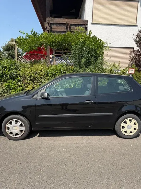 Gebraucht VW Polo Trendline 60 PS (44 kW) 2008 Schwarz Kleinwagen