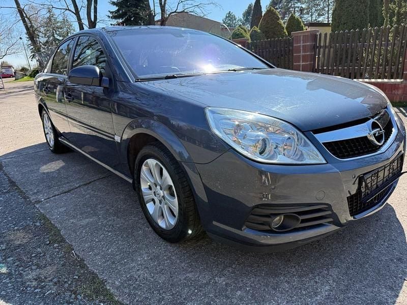 Gebraucht Opel Vectra Edition 140 PS (102 kW) 2008 Grau Limousine