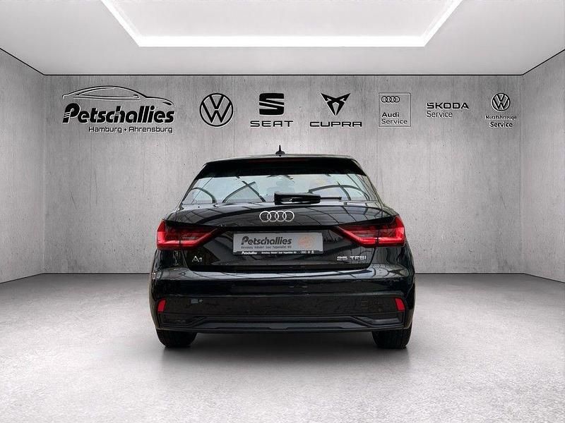 Gebraucht Audi A1 Sportback Advanced 95 PS (69 kW) 2022 Schwarz Kleinwagen