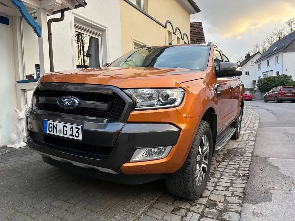 Gebraucht Ford Ranger Wildtrack 200 PS (147 kW) 2017 Orange Pickup