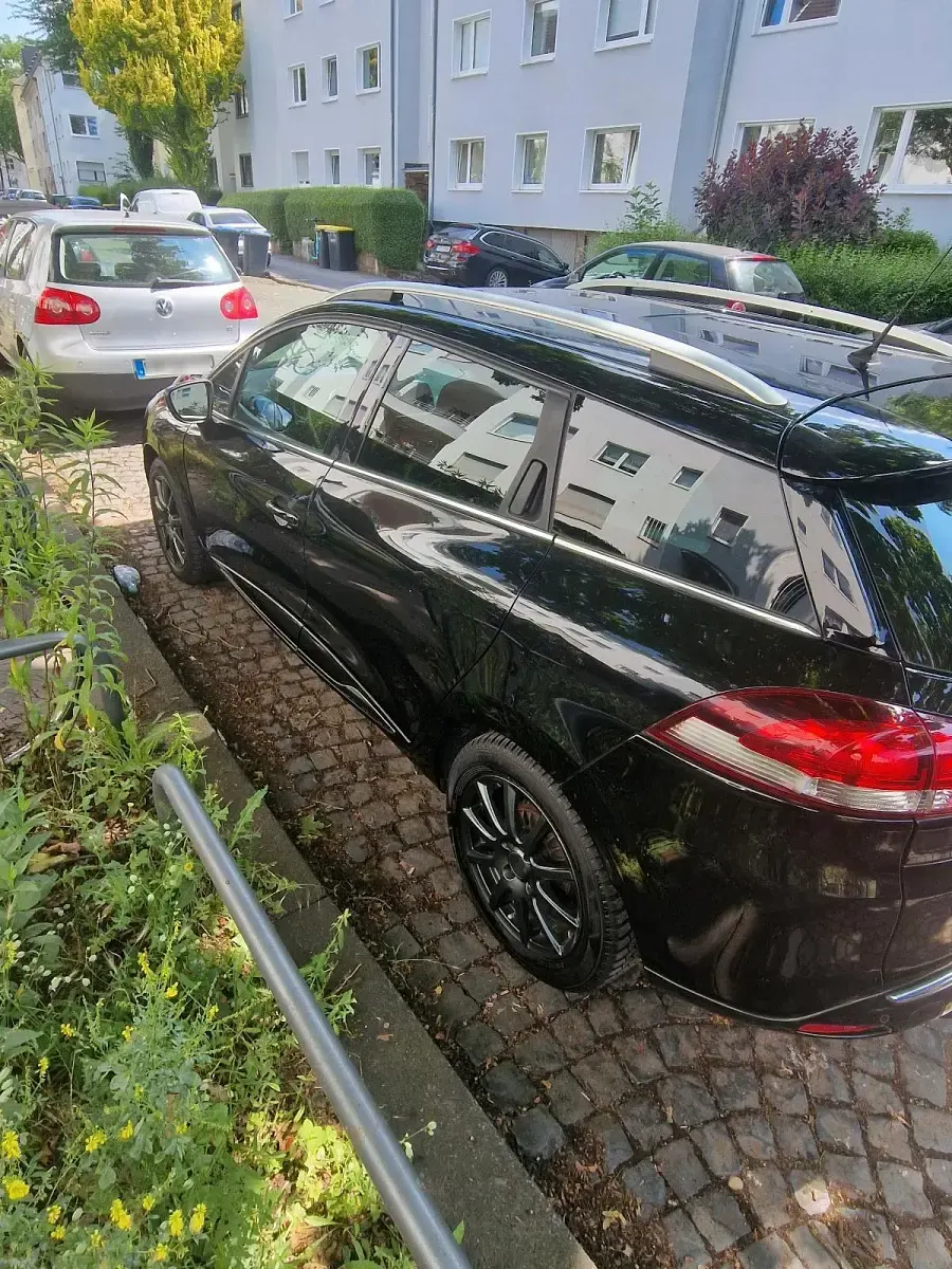 Gebraucht Renault Clio 90 PS (66 kW) 2014 Schwarz Kombi