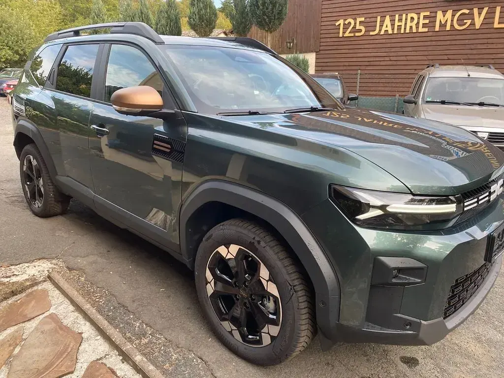 Neu Dacia Bigster Extreme 154 PS (113 kW) 2026 Grau SUV