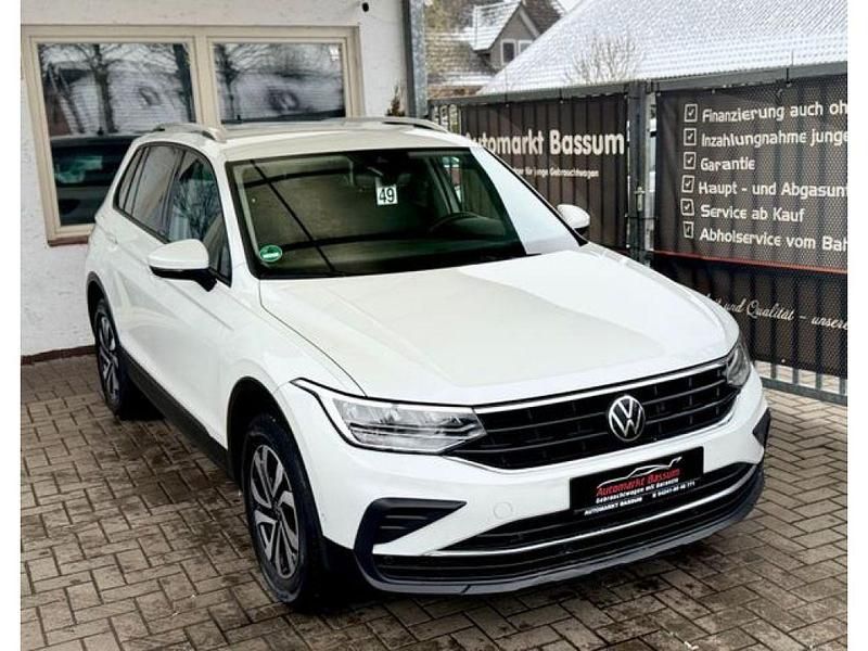 Gebraucht VW Tiguan Active 150 PS (110 kW) 2023 Weiß SUV
