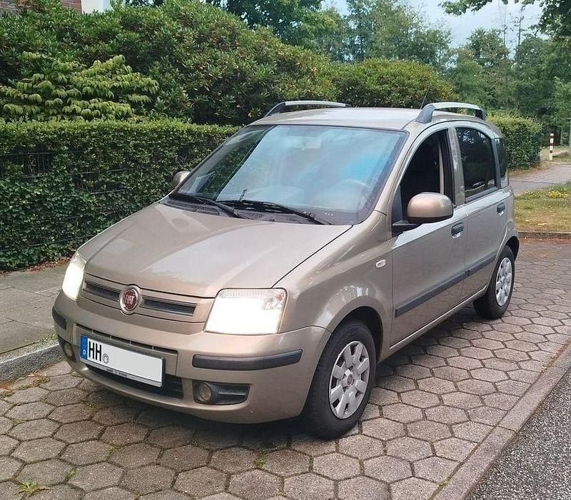 Używany Fiat Panda 69 KM (50 kW) 2011 Złoty Hatchback