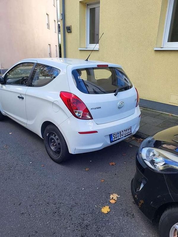 Gebraucht Hyundai i20 Classic 86 PS (63 kW) 2014 Limousine