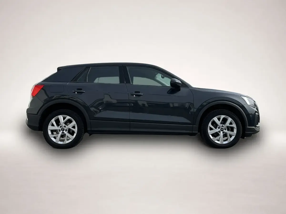 Gebraucht Audi Q2 150 PS (110 kW) 2022 Grau SUV