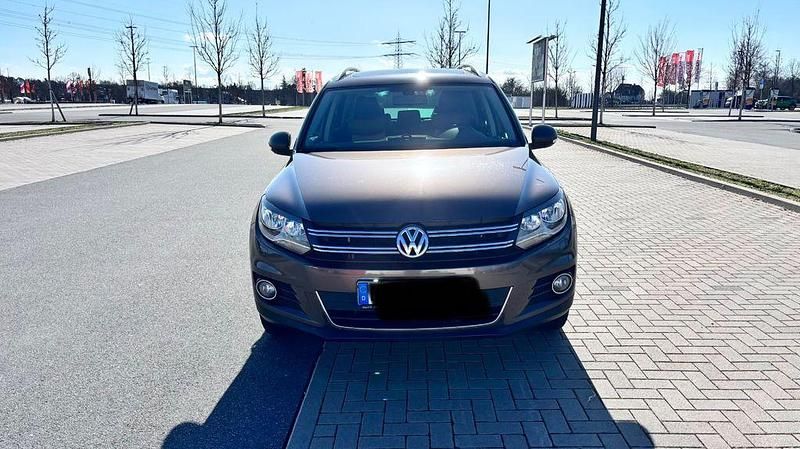 Gebraucht VW Tiguan Style 170 PS (125 kW) 2011 Braun SUV