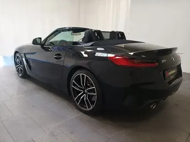 Gebraucht BMW Z4 M Sport 258 PS (189 kW) 2023 Schwarz Cabrio