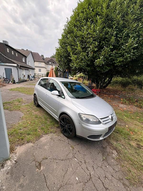 Silber Gebraucht 2006 VW Golf Plus Cross Van / Kleinbus | 3.700 € (Guter Preis) - Bild 1/4