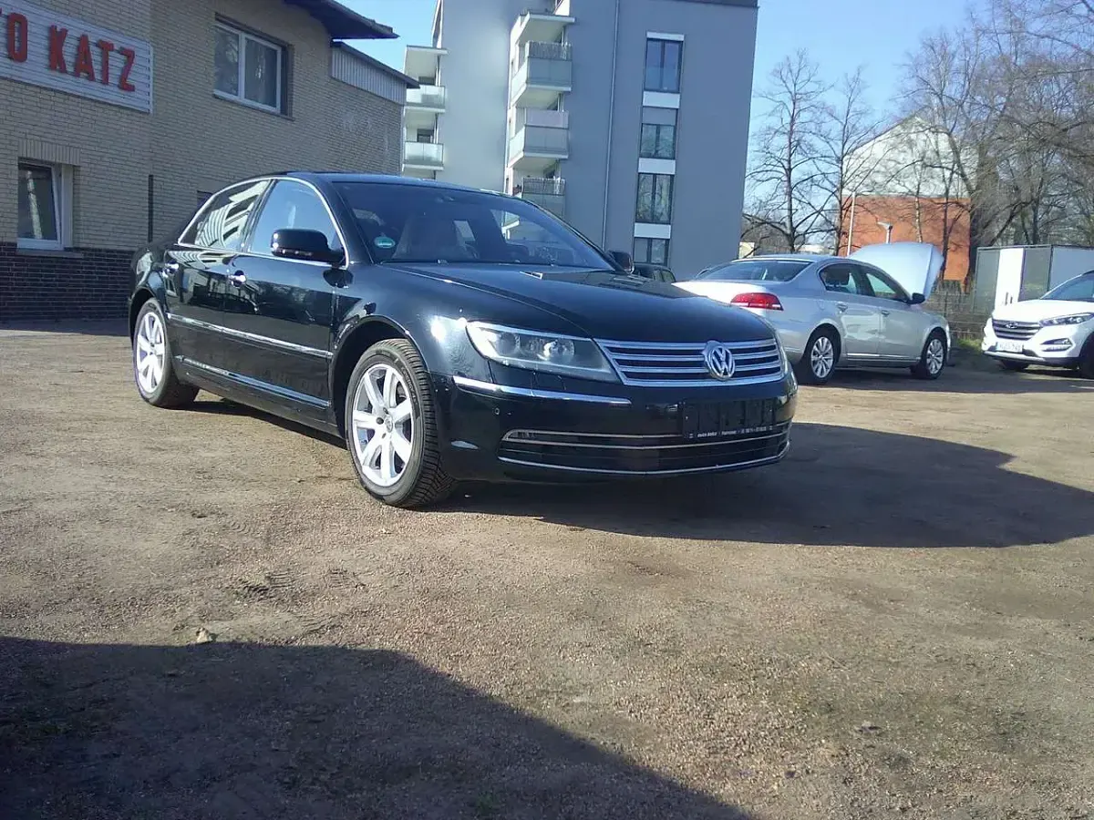 Gebraucht VW Phaeton 334 PS (245 kW) 2016 Schwarz Limousine