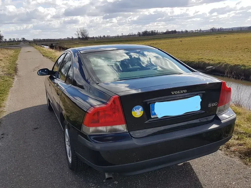 Gebraucht Volvo S60 170 PS (125 kW) 2002 Schwarz Limousine