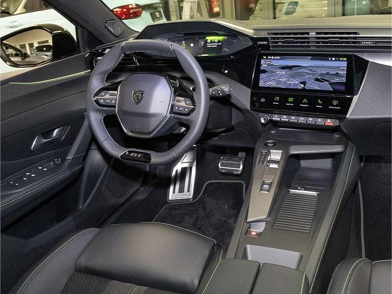 Neu Peugeot 308 SW GT 136 PS (100 kW) 2025 Grau Kombi