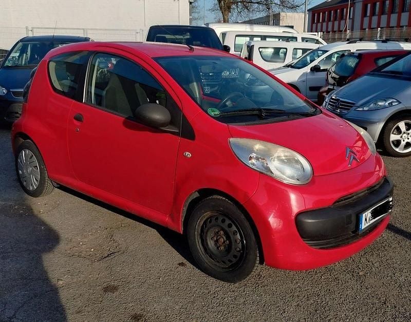Rot Gebraucht 2008 Citroën C1 Kleinwagen | 1.499 € (Guter Preis) - Bild 1/4