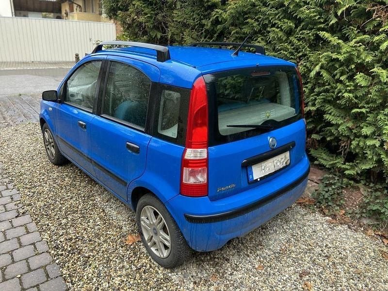 Second-hand Fiat Panda 60 CP (44 kW) 2004 Albastru Hatchback