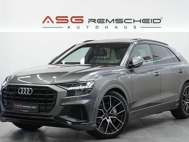 Grau Gebraucht 2019 Audi Q8 S-Line SUV | 54.800 € (Fairer Preis) - Bild 1/3