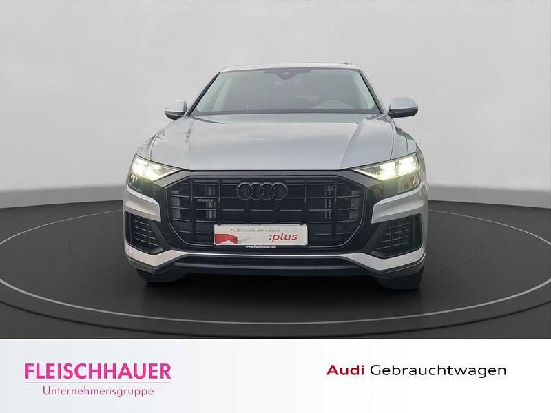 Gebraucht Audi Q8 381 PS (280 kW) 2022 Silber SUV