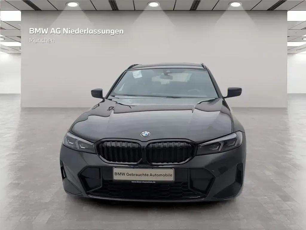 Brugt BMW 330 Performance 245 HK (180 kW) 2023 Grå Stationcar