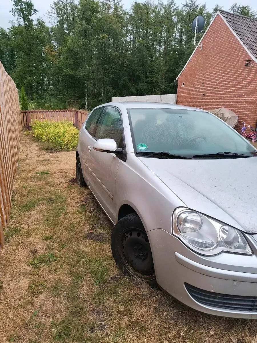 Gebraucht VW Polo 80 PS (58 kW) 2008 Silber Kleinwagen