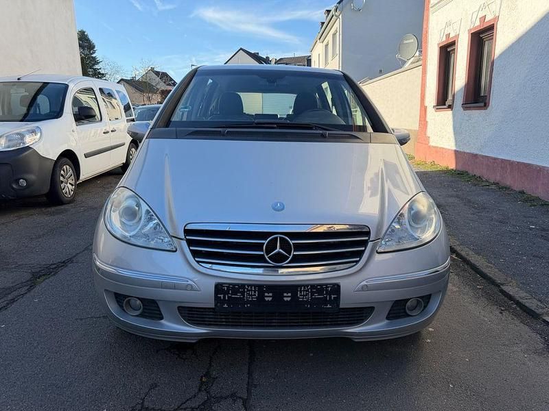 Gebraucht Mercedes A180 109 PS (80 kW) 2006 Silber Limousine