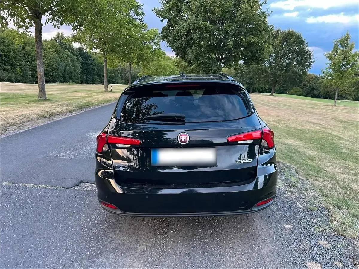 Gebraucht Fiat Tipo 120 PS (88 kW) 2017 Schwarz Kombi