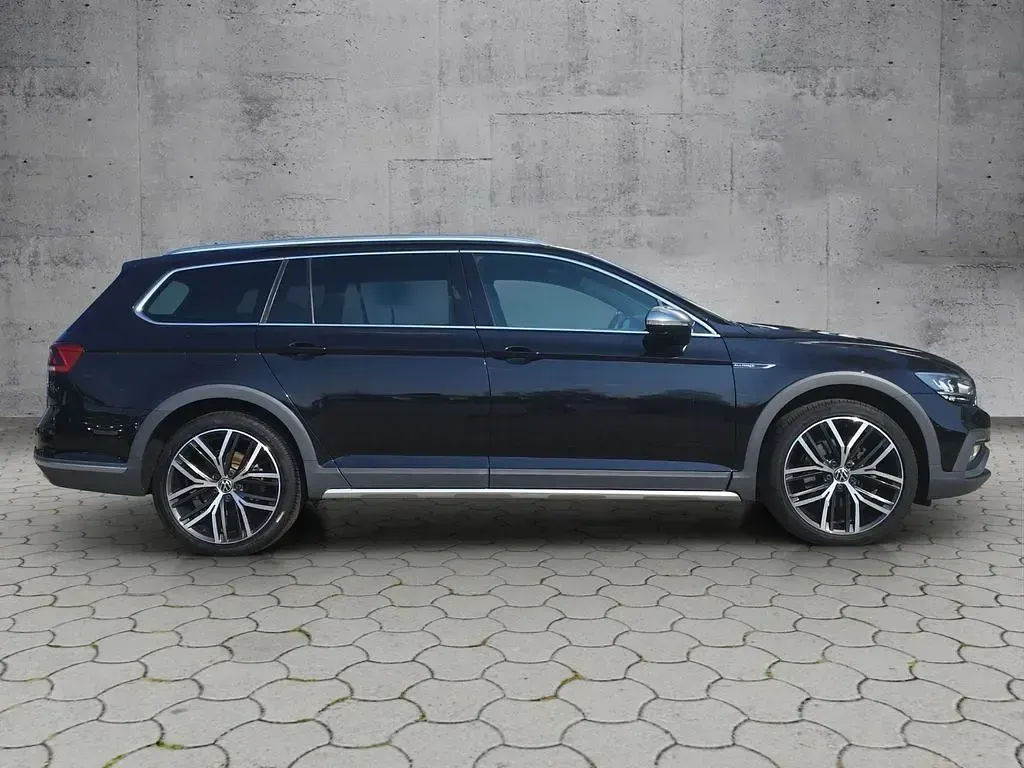 Gebraucht VW Passat Alltrack 200 PS (147 kW) 2021 Schwarz Kombi