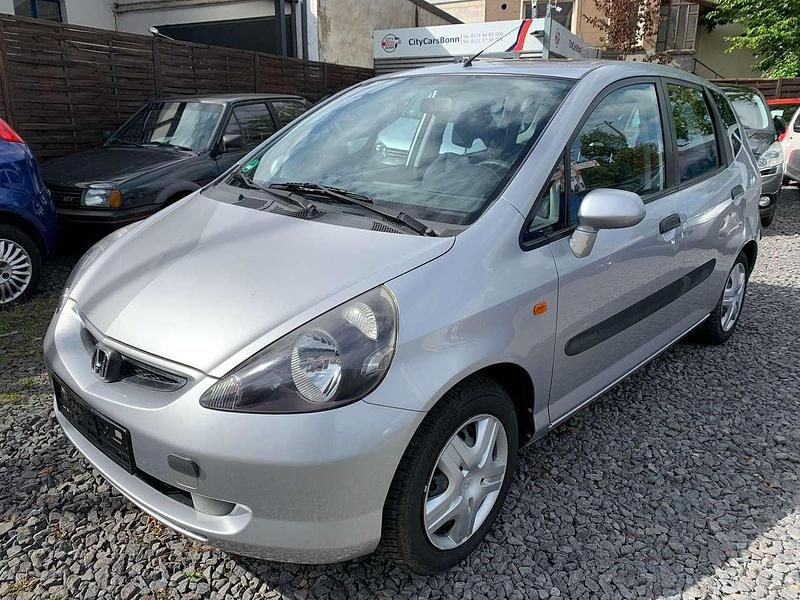 Silbermetallic Gebraucht 2002 Honda Jazz LS Kleinwagen | 3.990 € (Fairer Preis) - Bild 1/4
