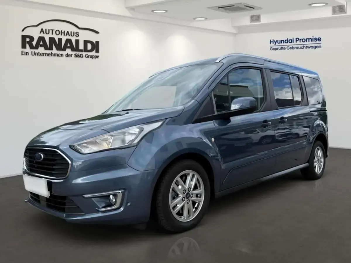 Gebraucht Ford Tourneo Titanium 101 PS (74 kW) 2021 Van / Kleinbus
