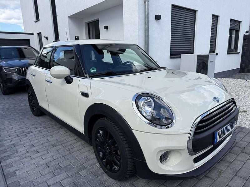 Weiß Gebraucht 2019 Mini ONE Kleinwagen | 14.700 € (Fairer Preis) - Bild 1/4